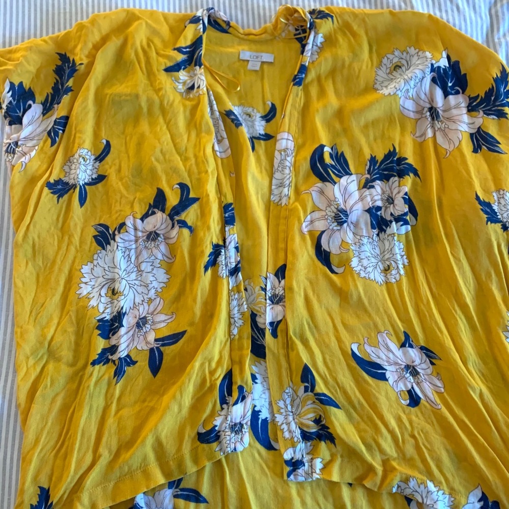 Yellow floral Loft kimono